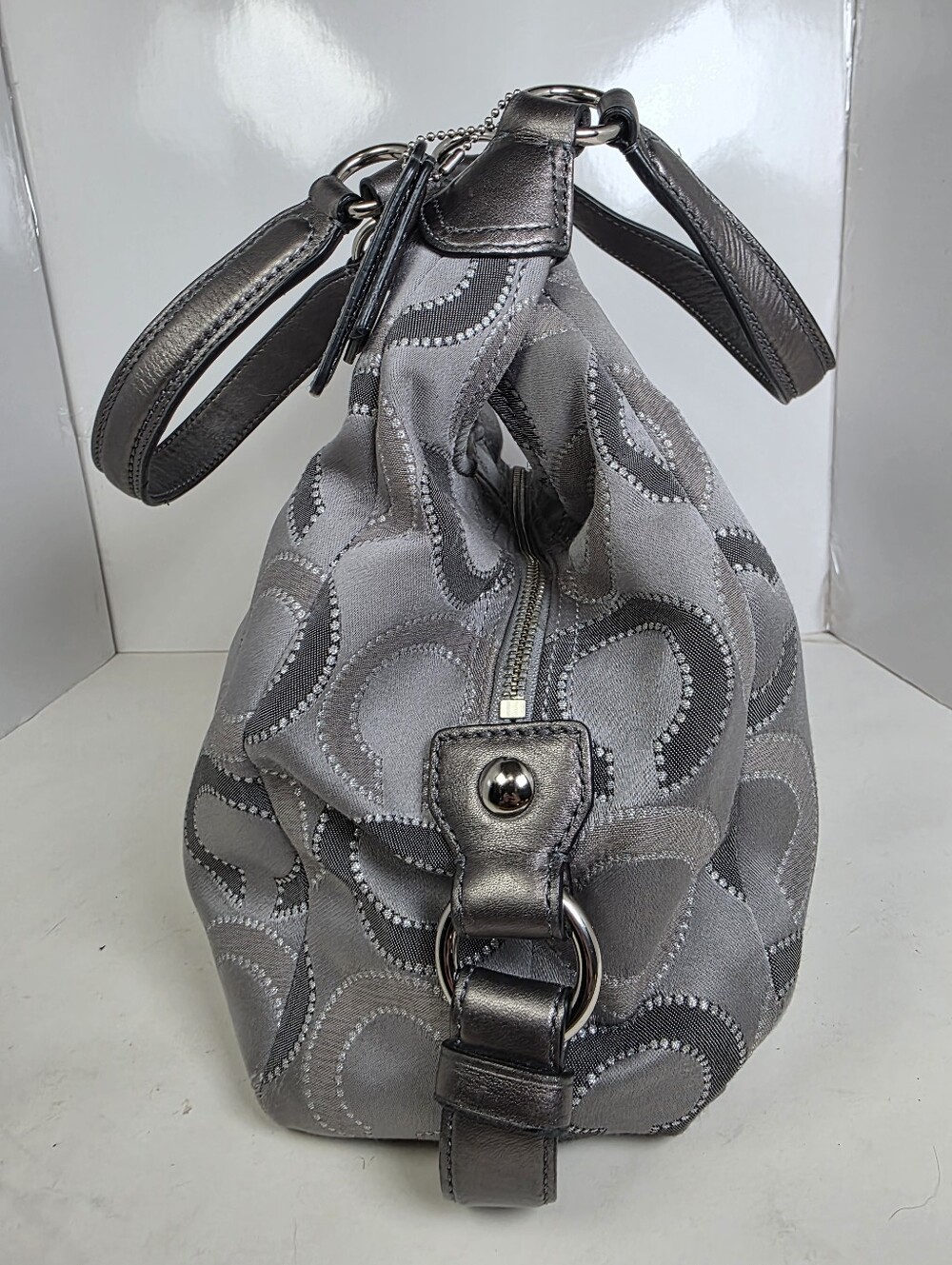 Coach Madison Maggie Silver Gray Signature Hobo Shoulder Bag & Matching Wallet - Picture 4 of 16